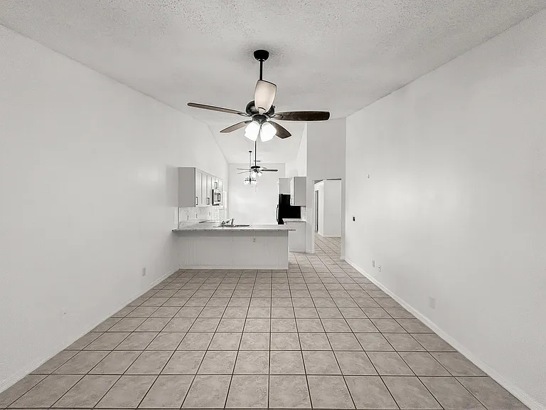 9778 Fox Chapel Rd — Photo 8