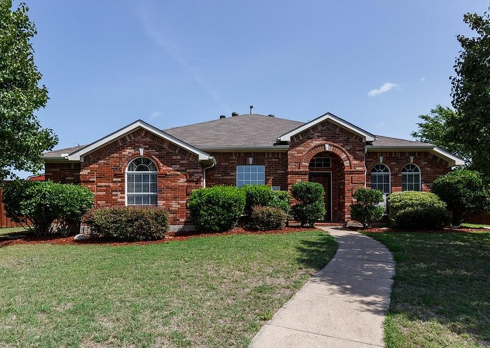 1st image of 3209 Lochwood Dr