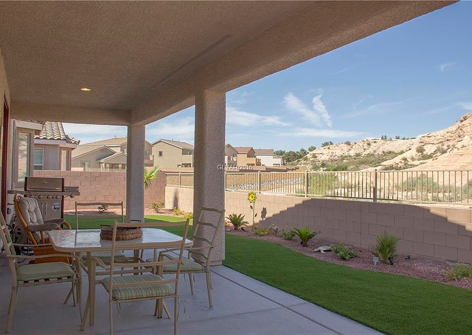2nd image of 743 Coral Dunes St