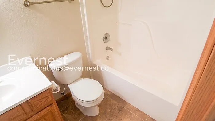 250 Opal Ct — Photo 14