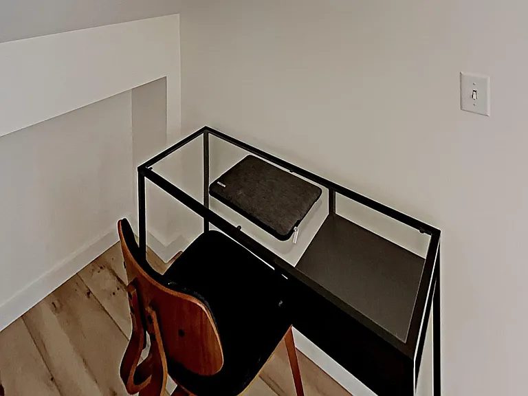 15 Bates St — Photo 17
