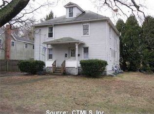 9 N Maple St, East Hampton, CT 06424