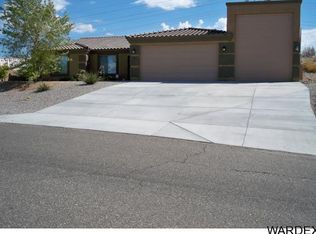 730 Sand Dab Dr, Lake Havasu City, AZ 86404