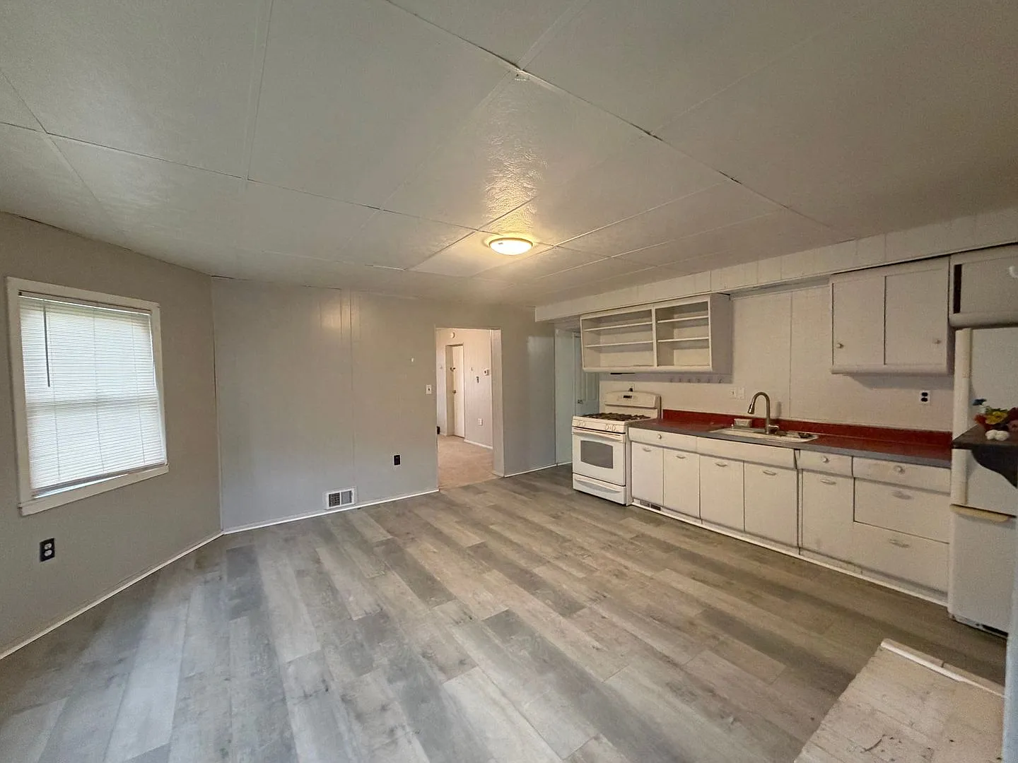 1421 2nd Ave Conway — Photo 2