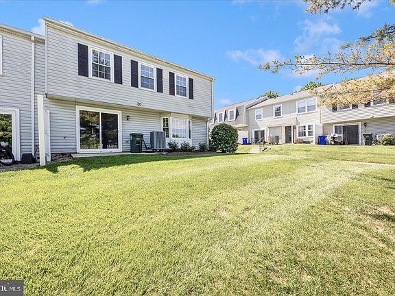2nd image of 1242 Danielle Dr Unit 1242B