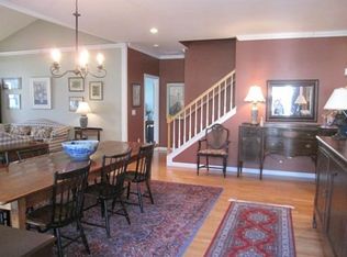67 Champlain Cir, Plymouth, MA 02360
