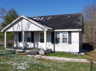 451 Mount Olivet Rd, Fries, VA 24330