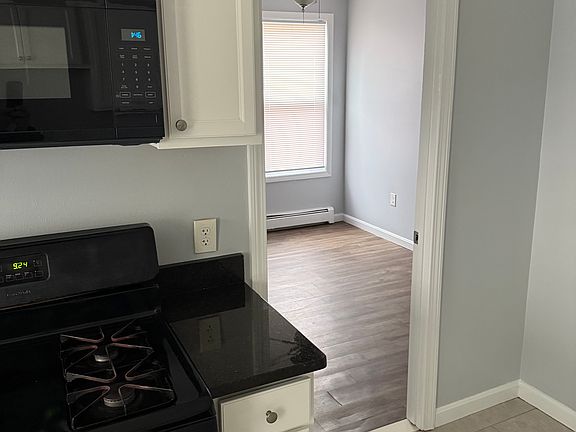 2nd image of 187-189 Cumberland Rd #1