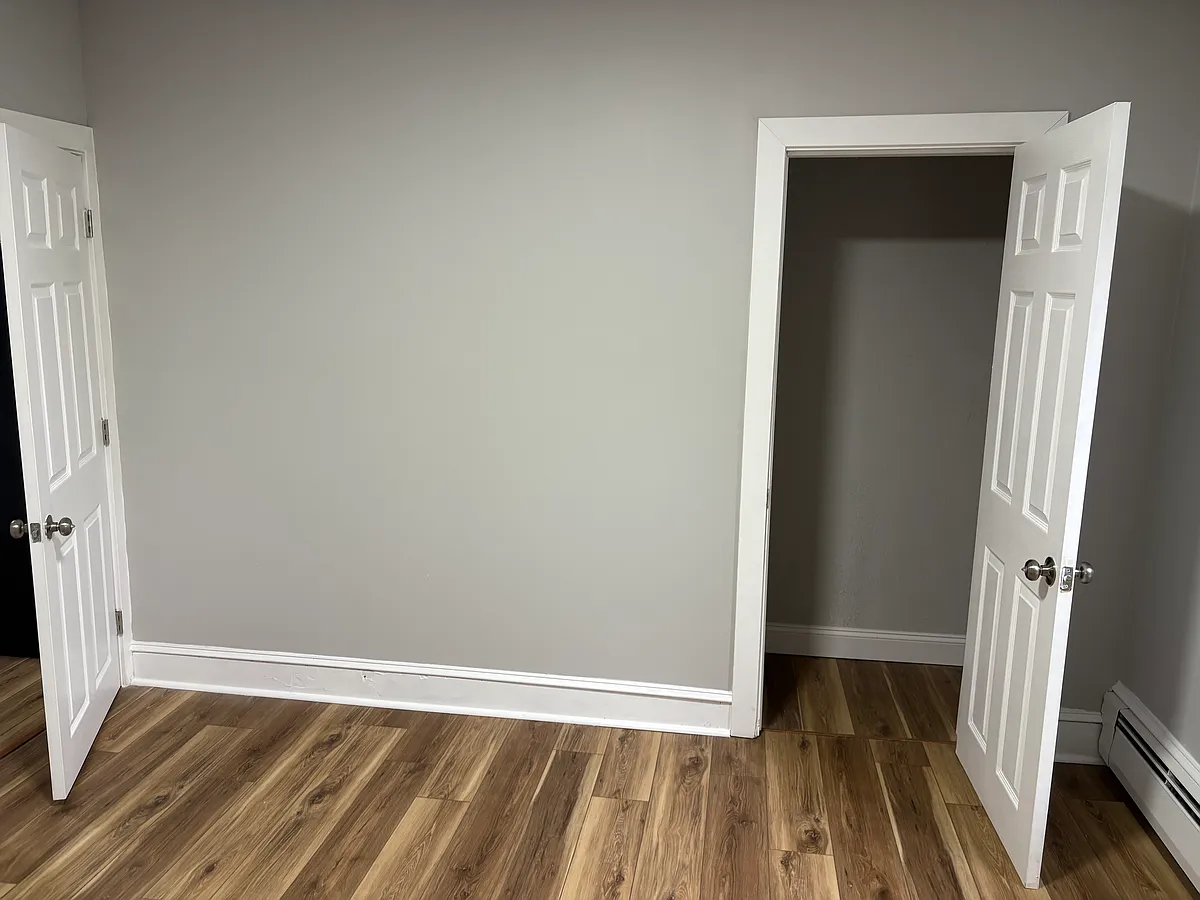 Building Photo - 173 Everett St #2L