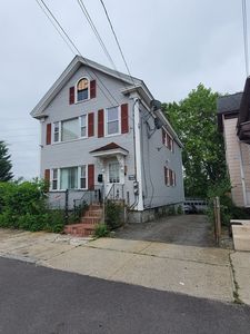 16 Tyler St, Lawrence, MA, 01843