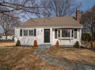 50 Oxbrook Rd, Bridgeport, CT 06606