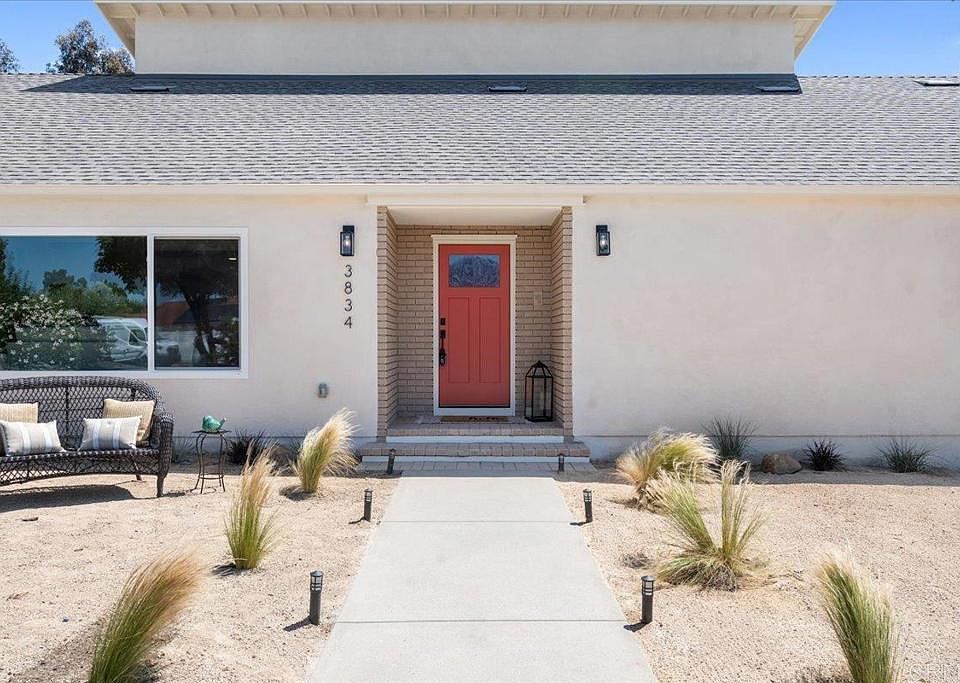 1st image of 3834 Valle Verde St