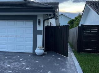 10822 SW 142nd Ct, Miami, FL 33186