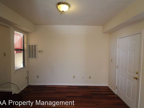 3rd image of 721 Main St