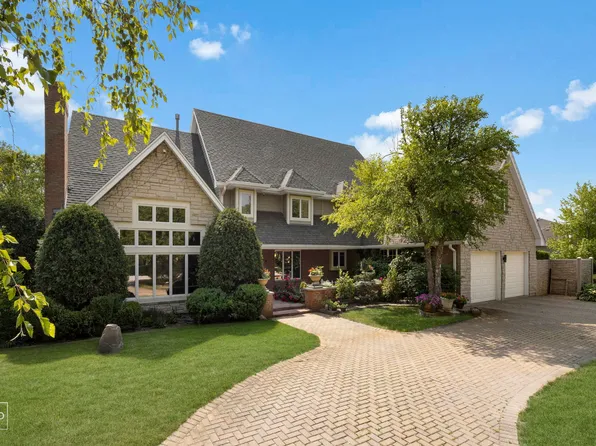 57 Stone Creek Dr, Lemont, IL 60439