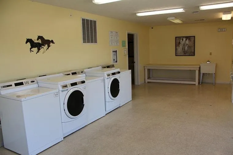Cimarron Place Apartments — Photo 10