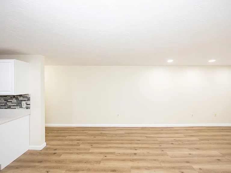 1203 Grafton St #39 — Photo 13