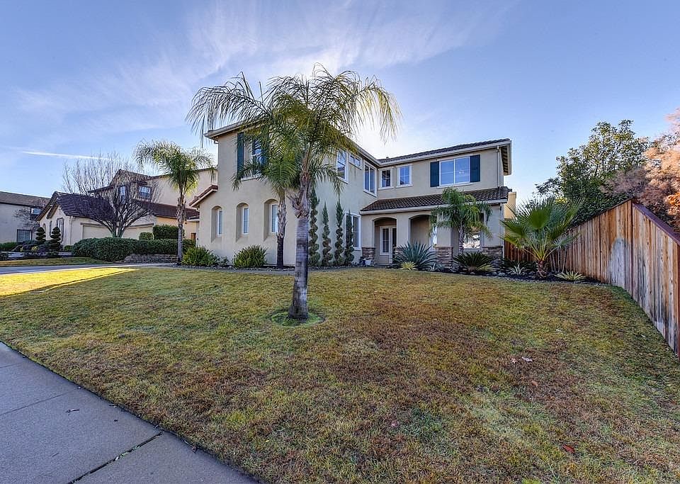 1st image of 4652 Longview Dr