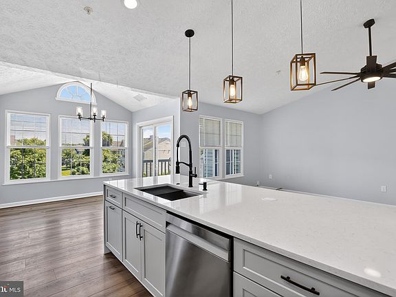5th image of 8237 Poplar Mill Rd #8237