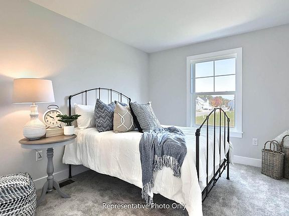 2nd image of 120 Blue Mountain Blvd
