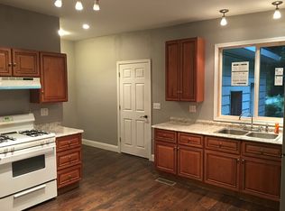 114 W 13th St, Rochester, IN 46975