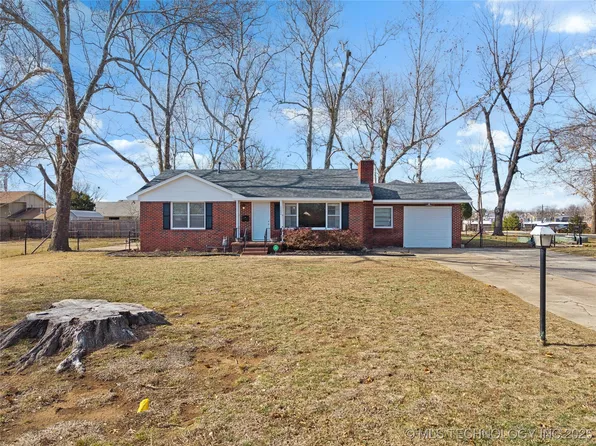 3202 S Braden Ave, Tulsa, OK 74135
