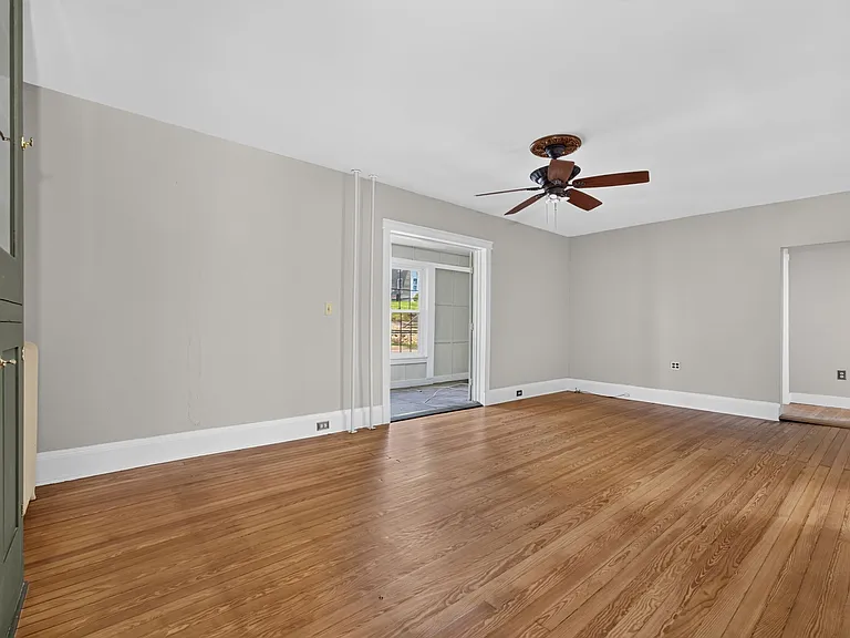 387 Pittstown Rd #1 — Photo 8
