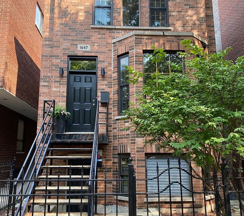 1st image of 1647 N Burling St #G