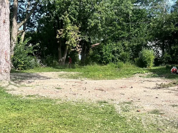 16527 Marshfield Ave, Markham, IL 60428