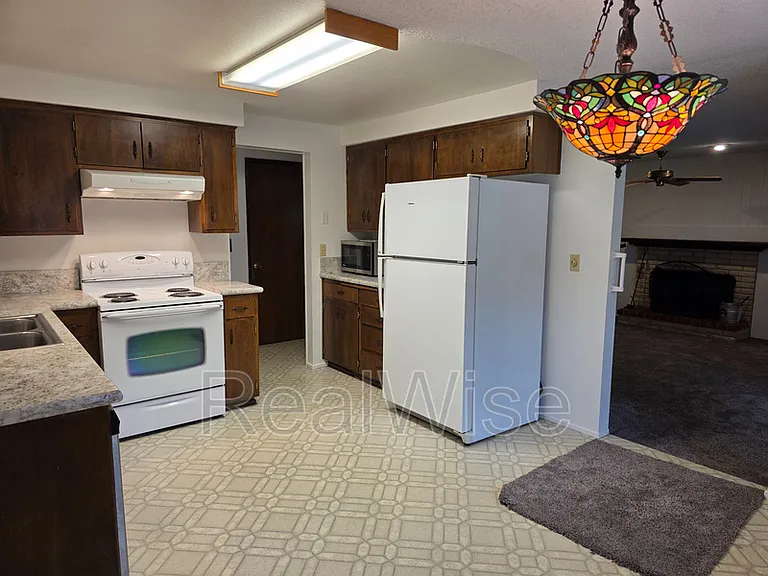 2134 NW Watters St — Photo 9