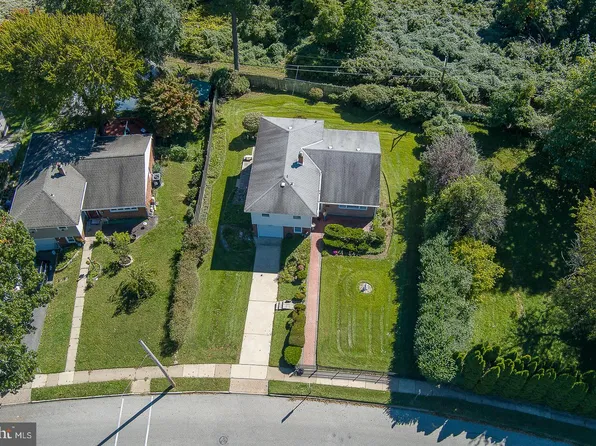 7639 N Front St, Cheltenham, PA 19012