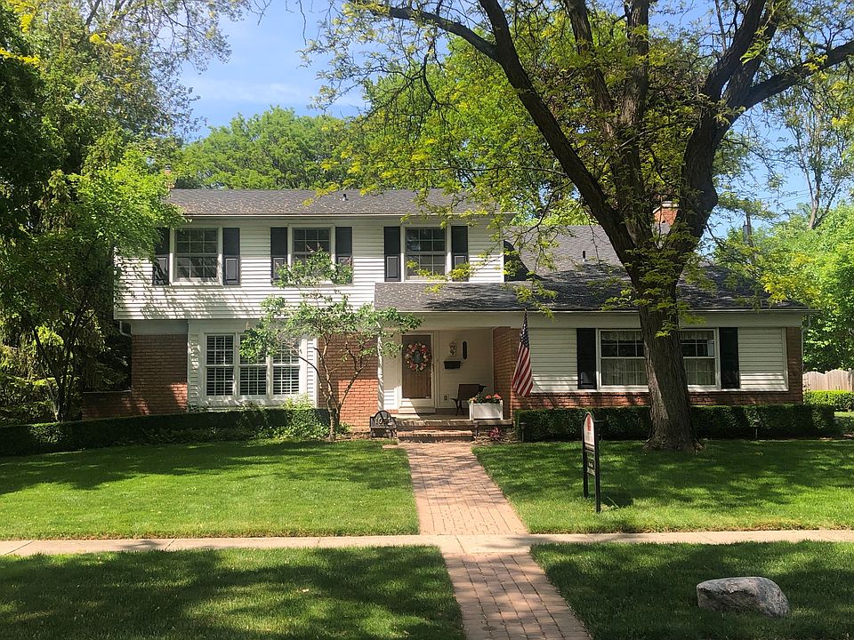 1st image of 1033 Putney St
