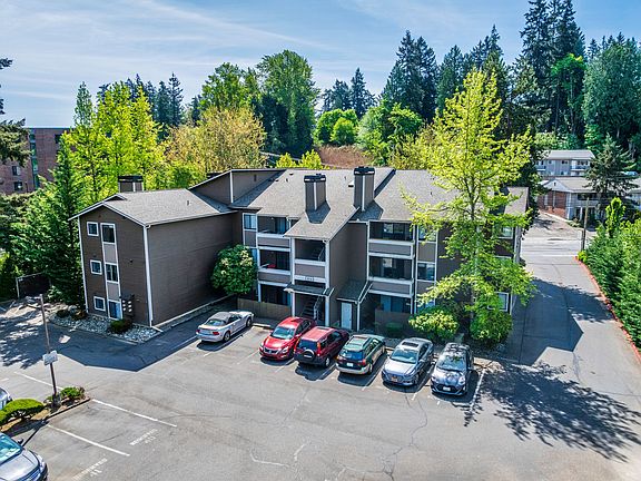 3rd image of 10730 Beardslee Blvd #2201
