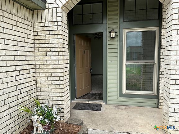 2nd image of 2302 Bluebonnet Dr