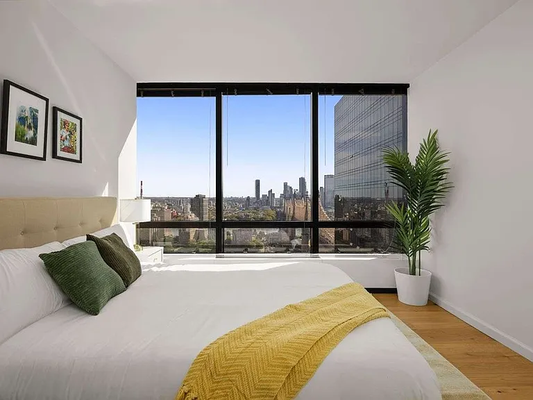 420 E 61st St #33B — Photo 10