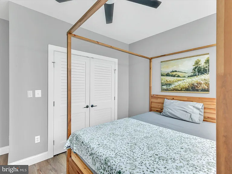 555 Presstman St — Photo 16