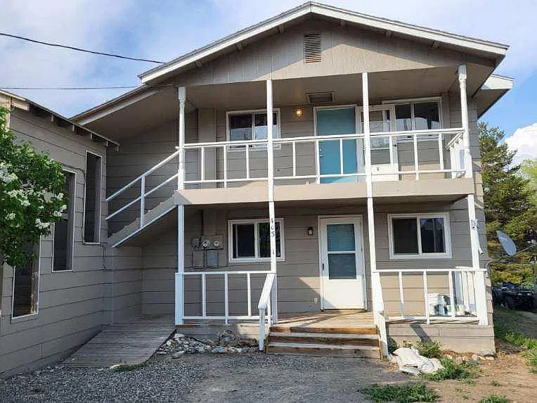 2 bed, 1000 sqft, $1,375 — Photo 1