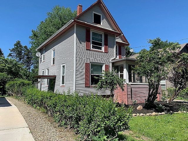 65 Maple Fredonia NY 14063