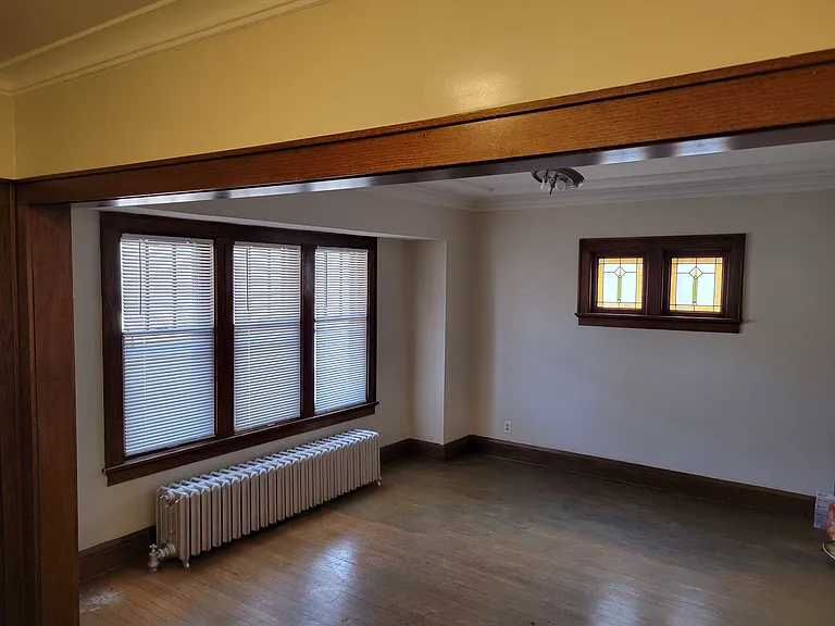 3343 N Oakland Ave — Photo 3