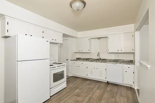 3957 - 3959 Oregon Avenue North Photo 1
