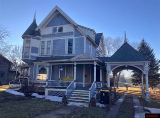 410 2nd Ave SW, Wells, MN 56097