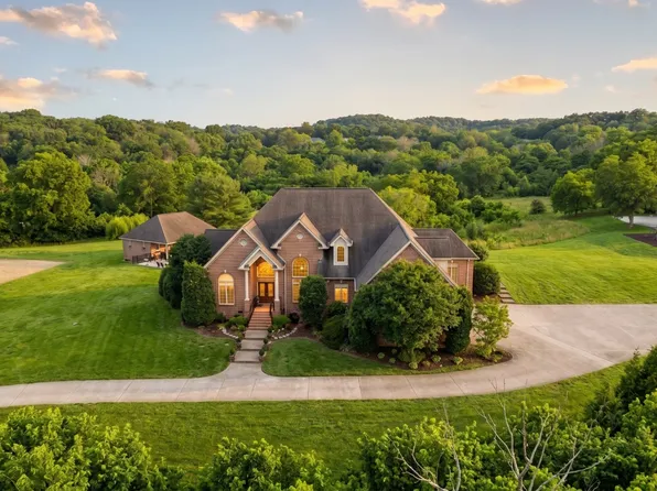 1357 Madison Creek Rd, Goodlettsville, TN 37072