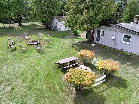 3rd image of 7794 3rd St