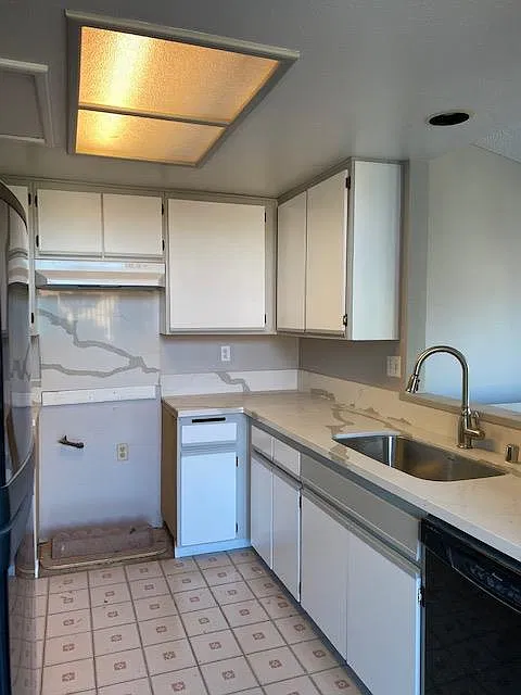 3 bed, 1128 sqft, $3,300 — Photo 3