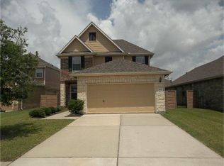 2533 Pelican Dr, Seabrook, TX 77586