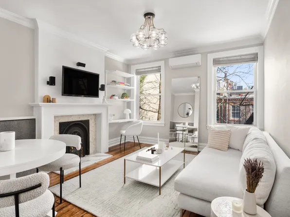 343 West 12th Street image 1 of 7