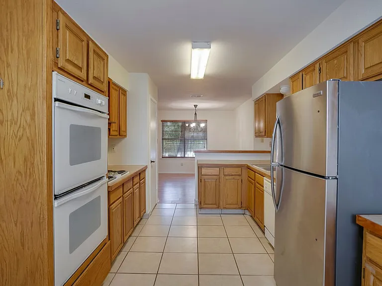 7004 Dallas Dr — Photo 10