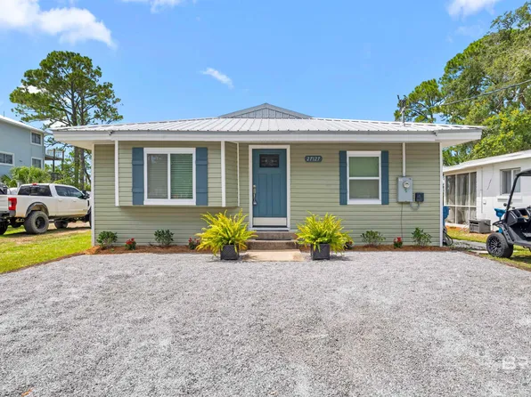 27127 Palmetto Dr, Orange Beach, AL 36561