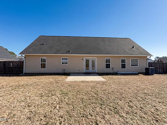 5th image of 2218 Foster Gwin Ln