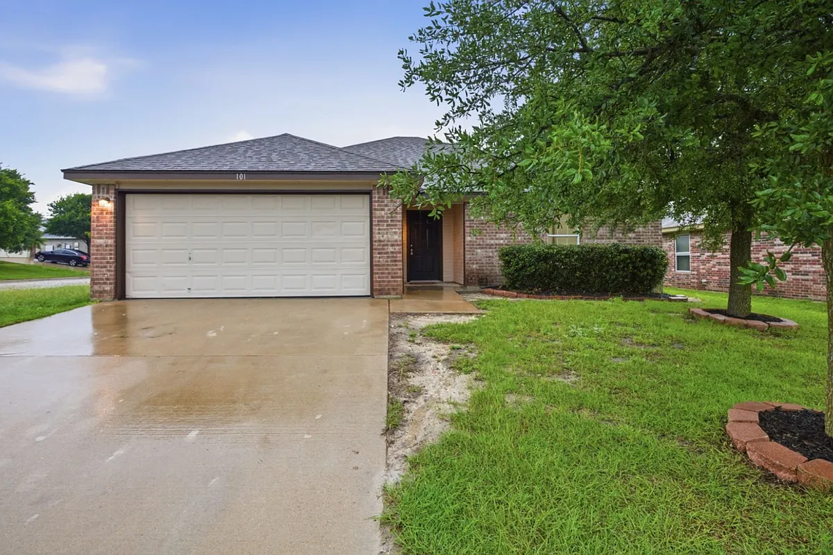 Building Photo - 101 Soapstone Dr